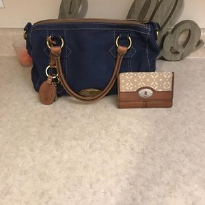 Denuim Fossil tote with wallet